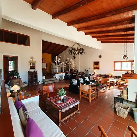 Helicon Muses Friendly Mountain *